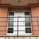 In With Balcony, Air Conditioning, Wifi アパート Sukošan