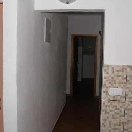 In With Balcony, Air Conditioning, Wifi Apartmán *