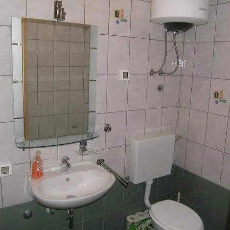 In With Balcony, Air Conditioning, Wifi Apartmán