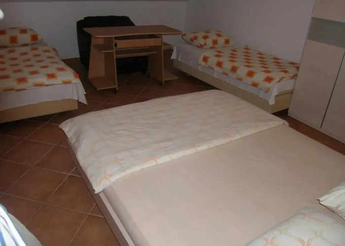 In With Balcony, Air Conditioning, Wifi Sukošan