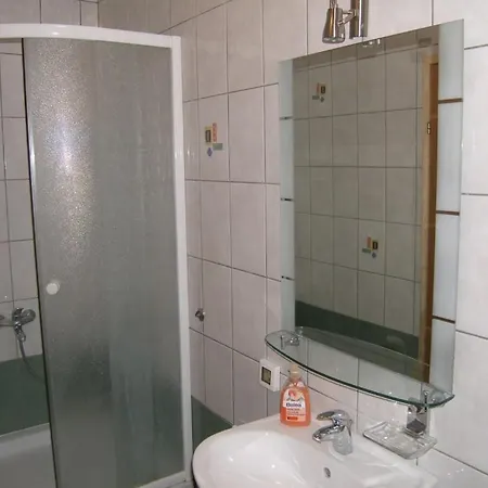 Apartment In With Balcony, Air Conditioning, Wifi *