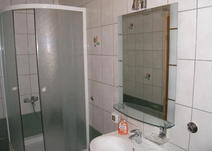 Appartement In With Balcony, Air Conditioning, Wifi *
